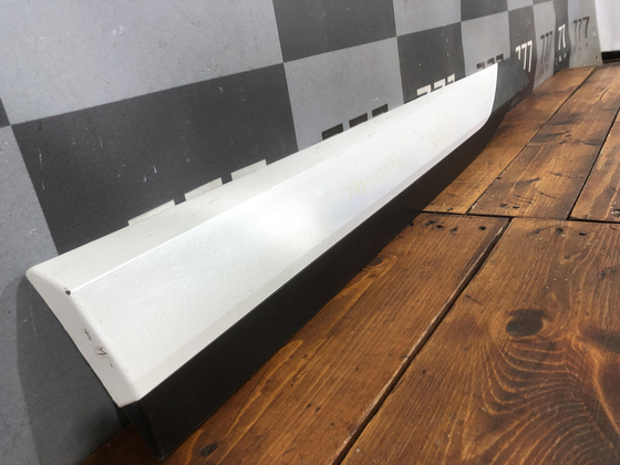 Накладка двери передней левой Kia Seltos 19-нв Б/У Оригинал 87725Q5010