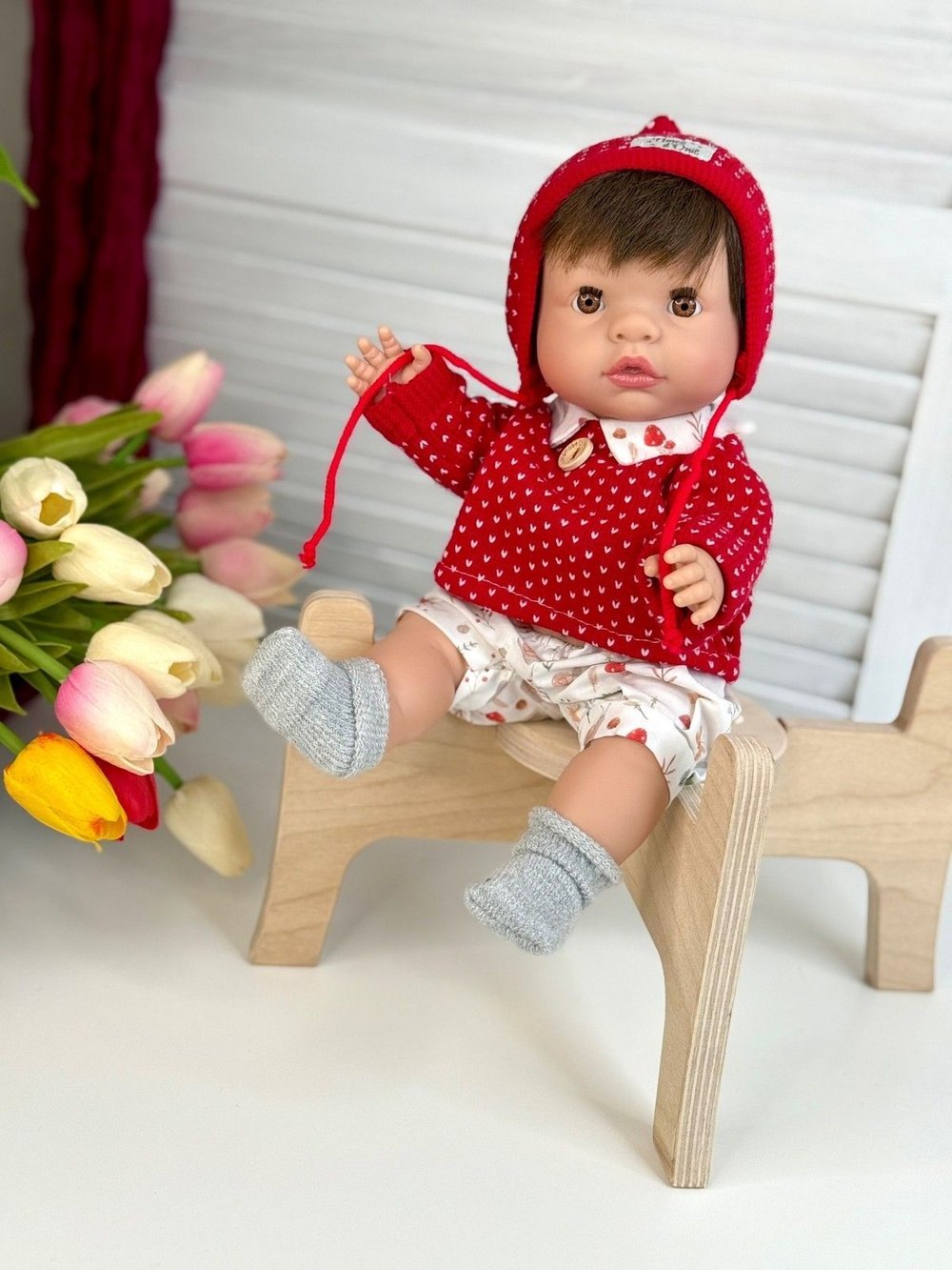 Кукла Nines виниловая 37см JOY в пакете (1020K)