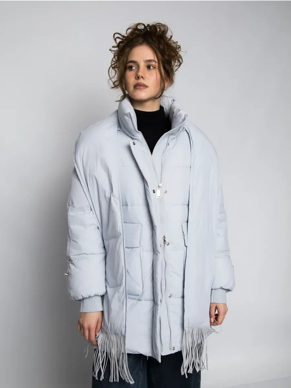 Куртка зимняя удлиненная с капюшоном