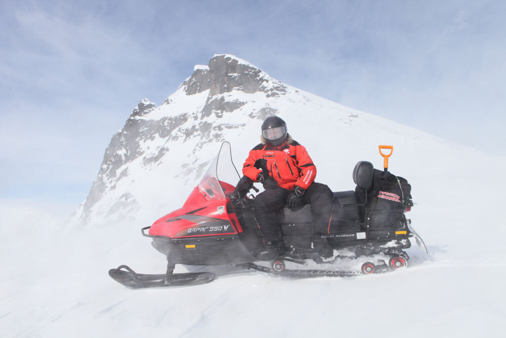 Снегоход РУССКАЯ МЕХАНИКА Тайга Варяг 550V