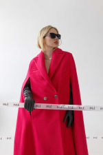 Пальто кейп в оттенке фуксия из итальянской шерсти