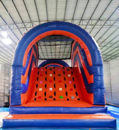 Надувная полоса препятствий 3 модуля «Веселый забег» 15*3*4 м