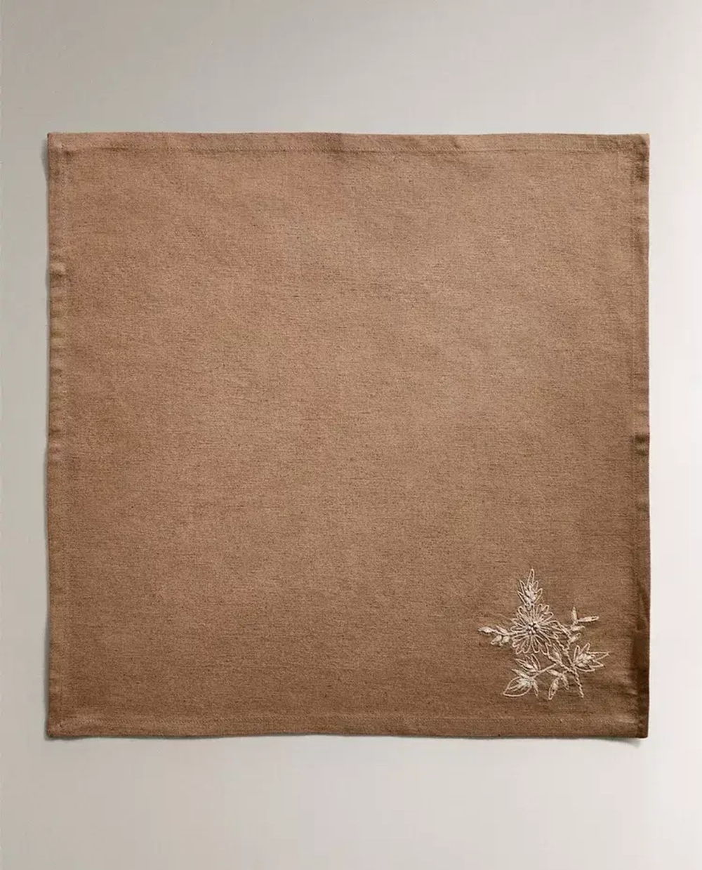 ZARA HOME САЛФЕТКИ С ВЫШИВКОЙ ( 2 ШТ.), КОРИЧНЕВЫЙ