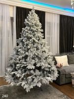 Заснеженная елка с гирляндой «Камчатская» холодный свет (Литая+пвх) 240 см / 2.4 м