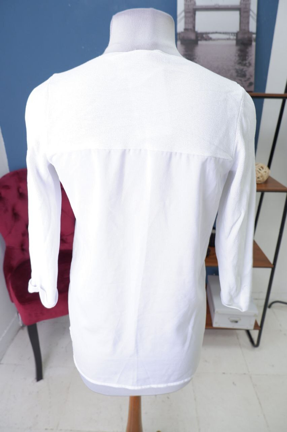 Джемпер TFJ светлый 46 размер