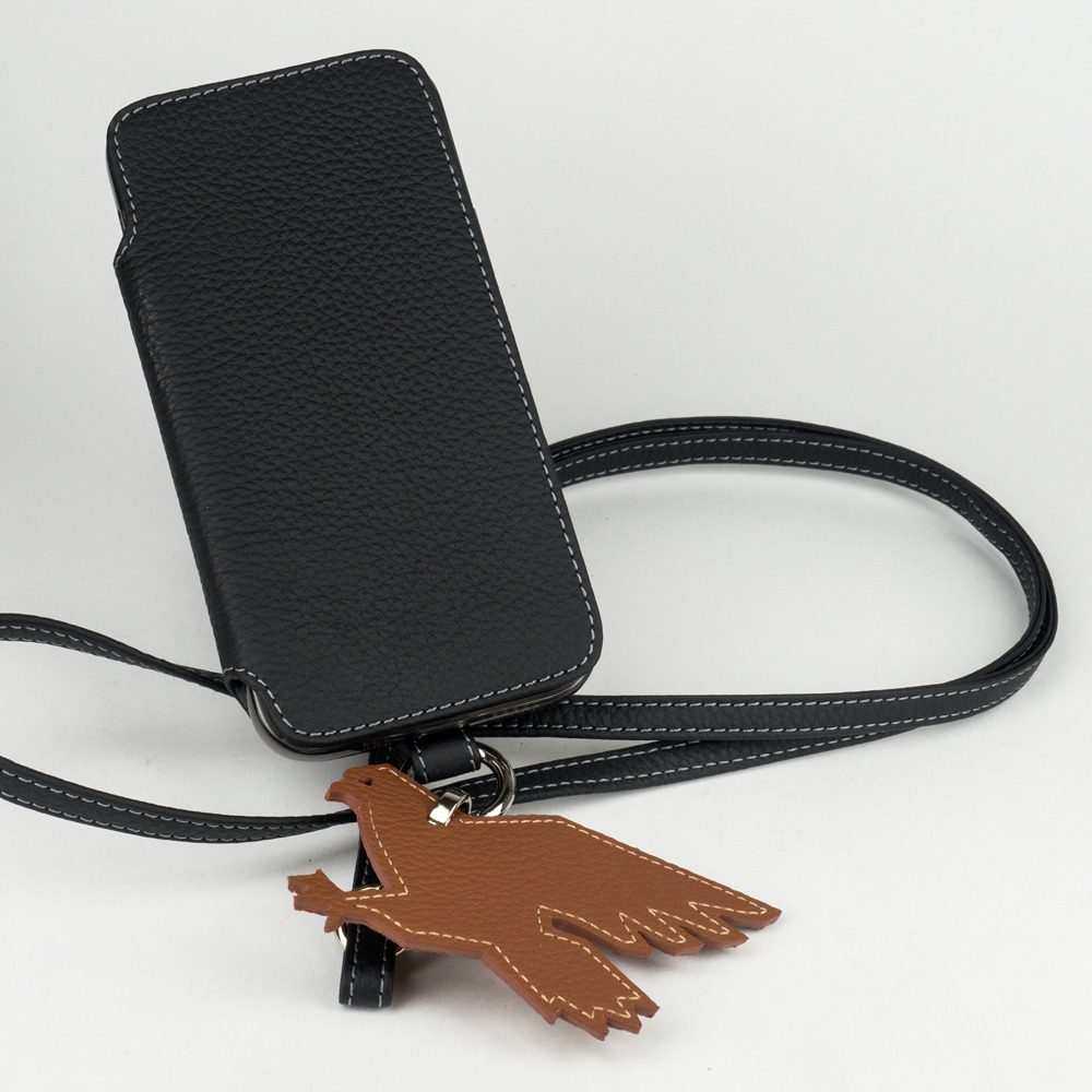 Брелок Aigle из кожи теленка, цвета карамель