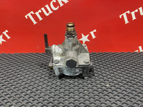 Клапан ускорительный