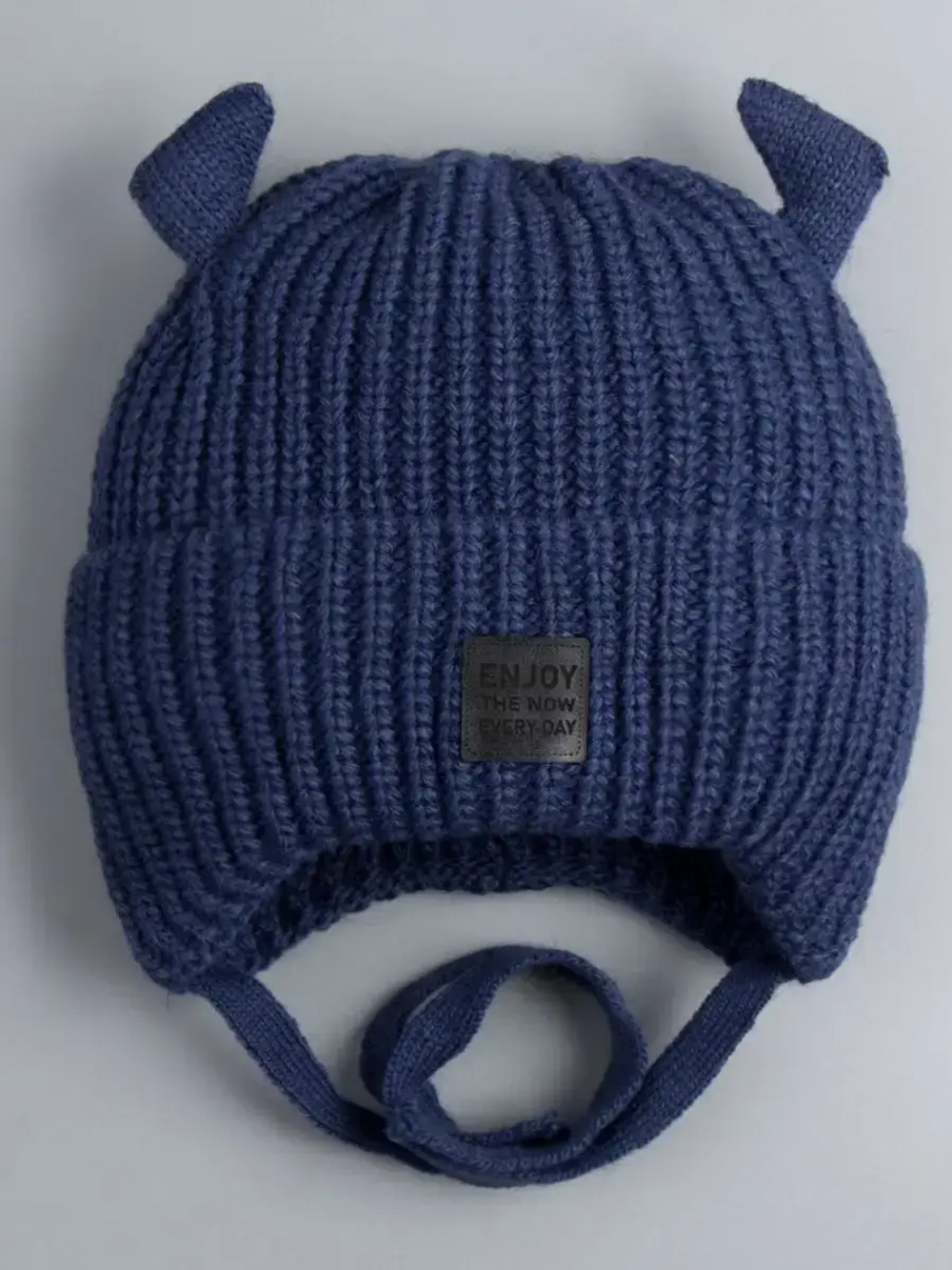 Шапка вязаная с ушками для детей