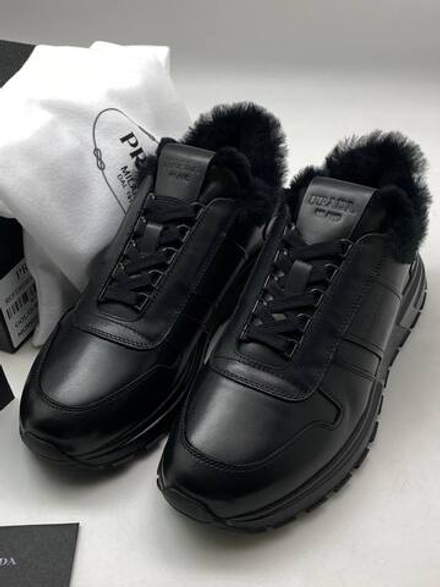 Кроссовки Prada