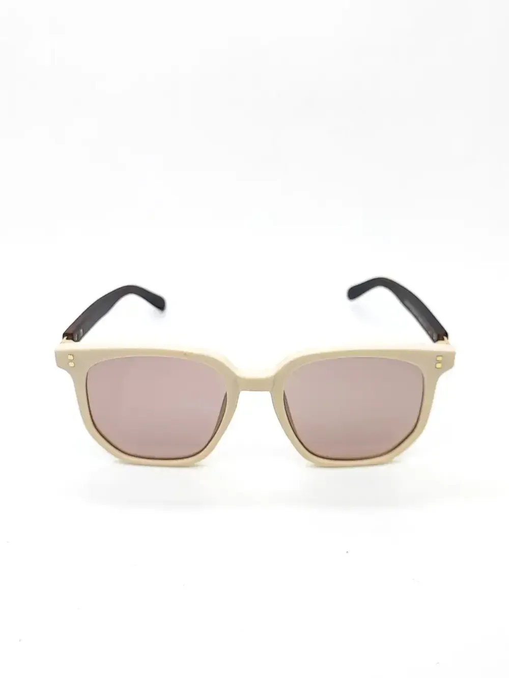 Очки солнцезащитные