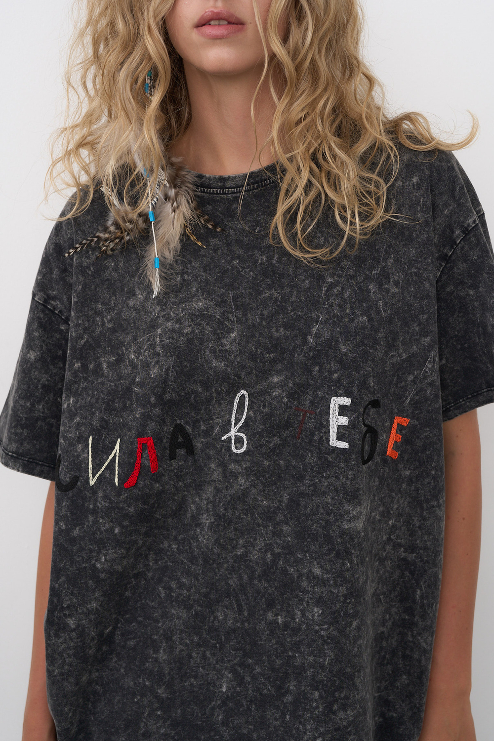 Футболка с вышивкой "Сила в тебе"