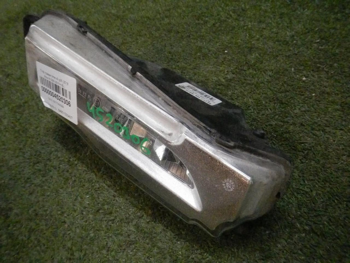 ПТФ правая BMW X5 G05 (2018-2023)