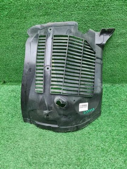 Подкрылок передний левый Ferrari Roma (2020-н.в.)