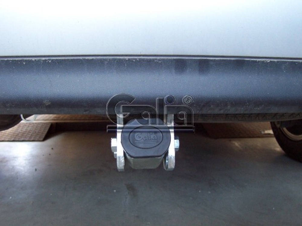 Фаркоп оцинкованный Galia F104C для Ford Galaxy 2000-2006, SEAT Alhambra 2000-2010, Volkswagen Sharan 2000-2010(паспорт и сертификат в комплекте)(без электрики)