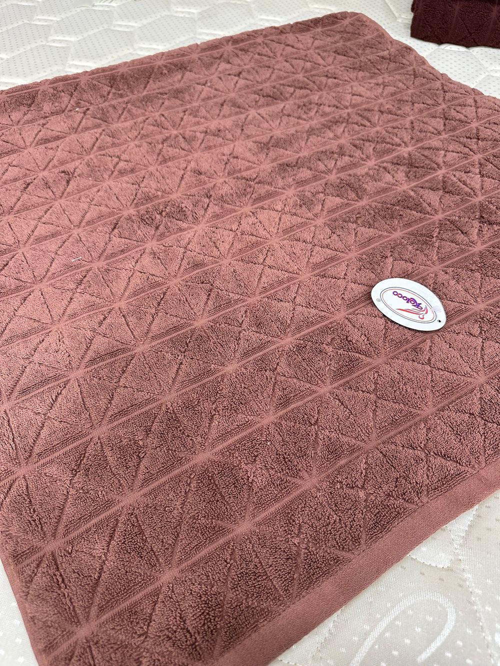 Пол Кит Бан ХАЙЛЮКС