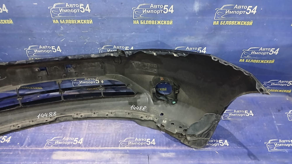 Бампер передний NISSAN NOTE 2012-2016