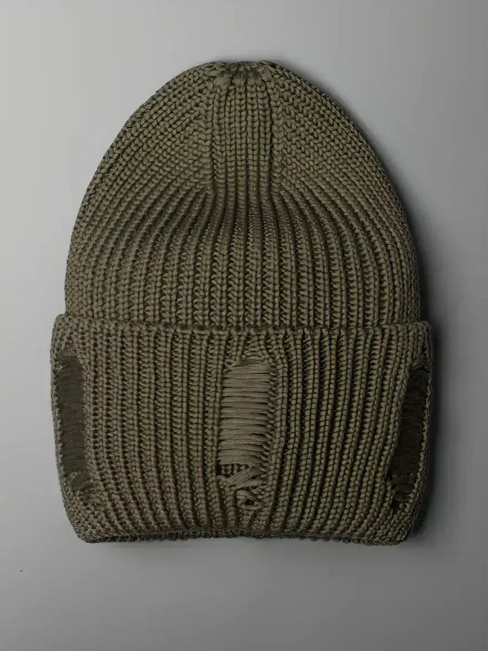 Шапка женская на осень рваная