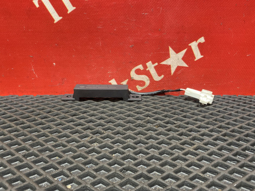 Антенна системы управления дверьми