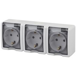Розетка ЭРА Эксперт 11-2406-01 тройная 3х2P+E IP54 шторки 16A-250В ОУ белый