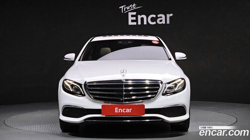 Mercedes-Benz E-Class W213 E300 4MATIC Exclusive (04.2020)