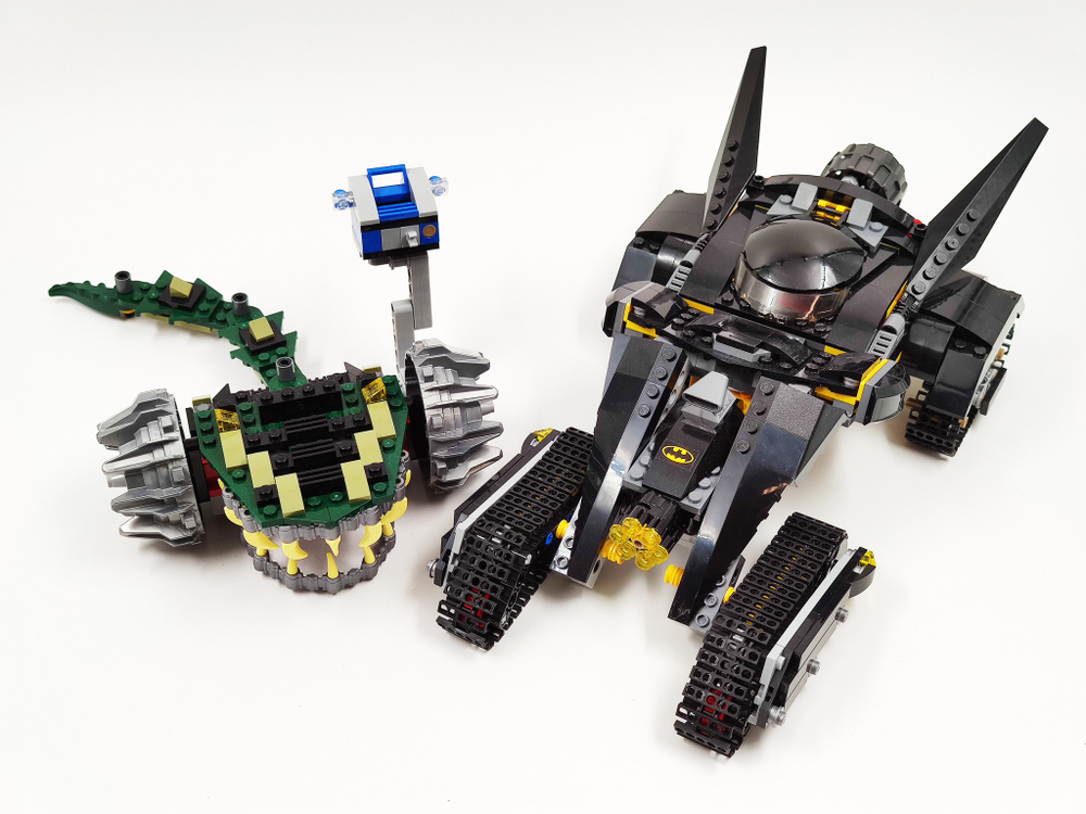 Конструктор LEGO 76055   Бэтмен: Убийца Крок, Разрушение канализации (б/у)