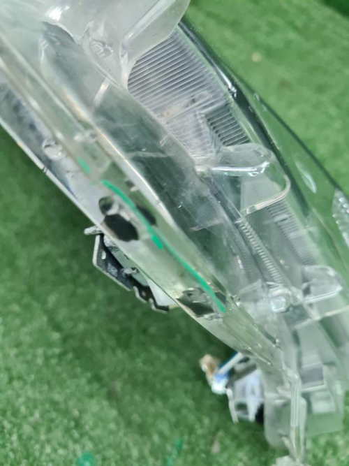 Стекло фары правое Toyota RAV4 5 XA50 (2018-н.в.)