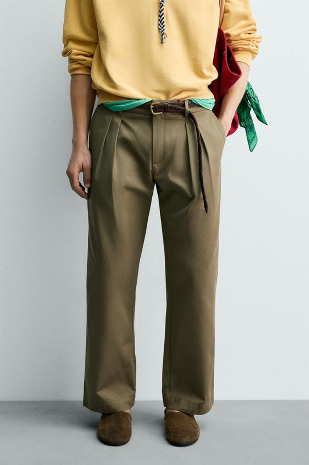 ZARA X AARON LEVINE БРЮКИ ЧИНОС СО СКЛАДКАМИ, ХАКИ