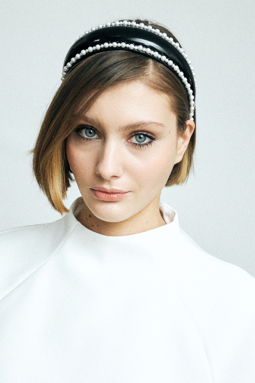 Объемный ободок из лаке с жемчугом