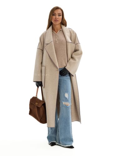 Бежевое двубортное пальто без подкладки