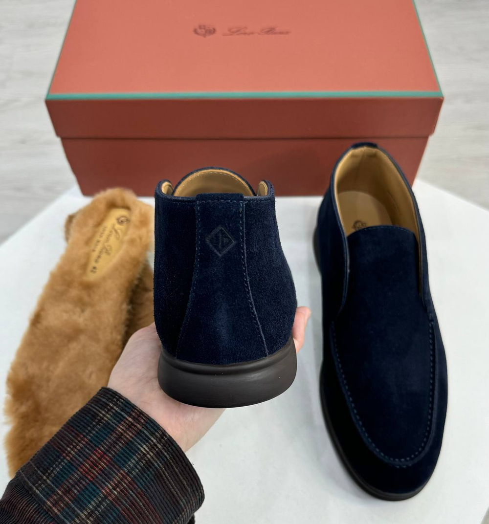 Лоферы Loro Piana с меховой стелькой