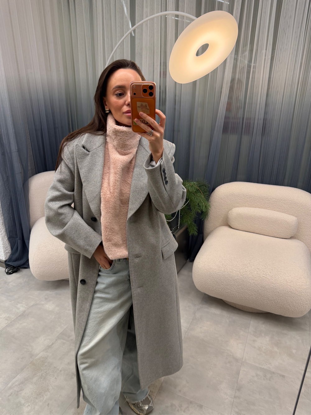 Манишка из эко-меха розовая