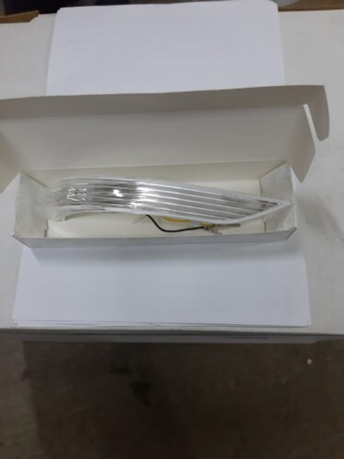 Повторитель поворота /УАЗ-3163 Патриот/ на зеркало правый рестайлинг (ИНТЕХ)