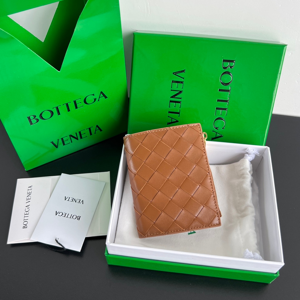 Bottega Veneta Small Intrecciato Bi-Fold Zip Wallet