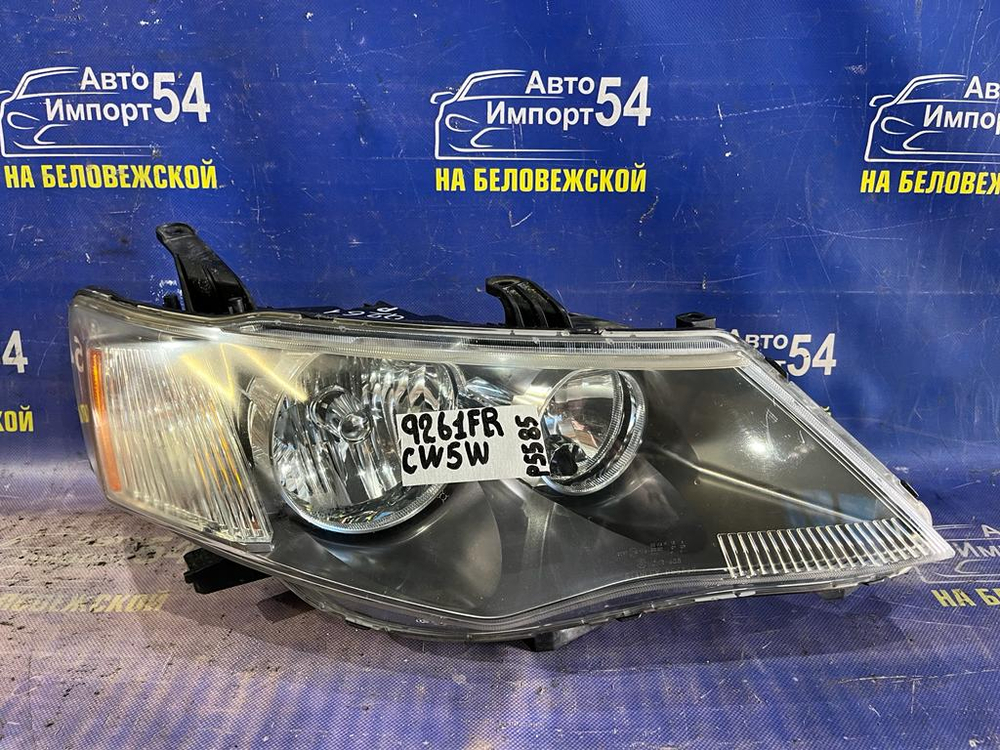 Фара передняя правая MITSUBISHI OUTLANDER 2005-2009