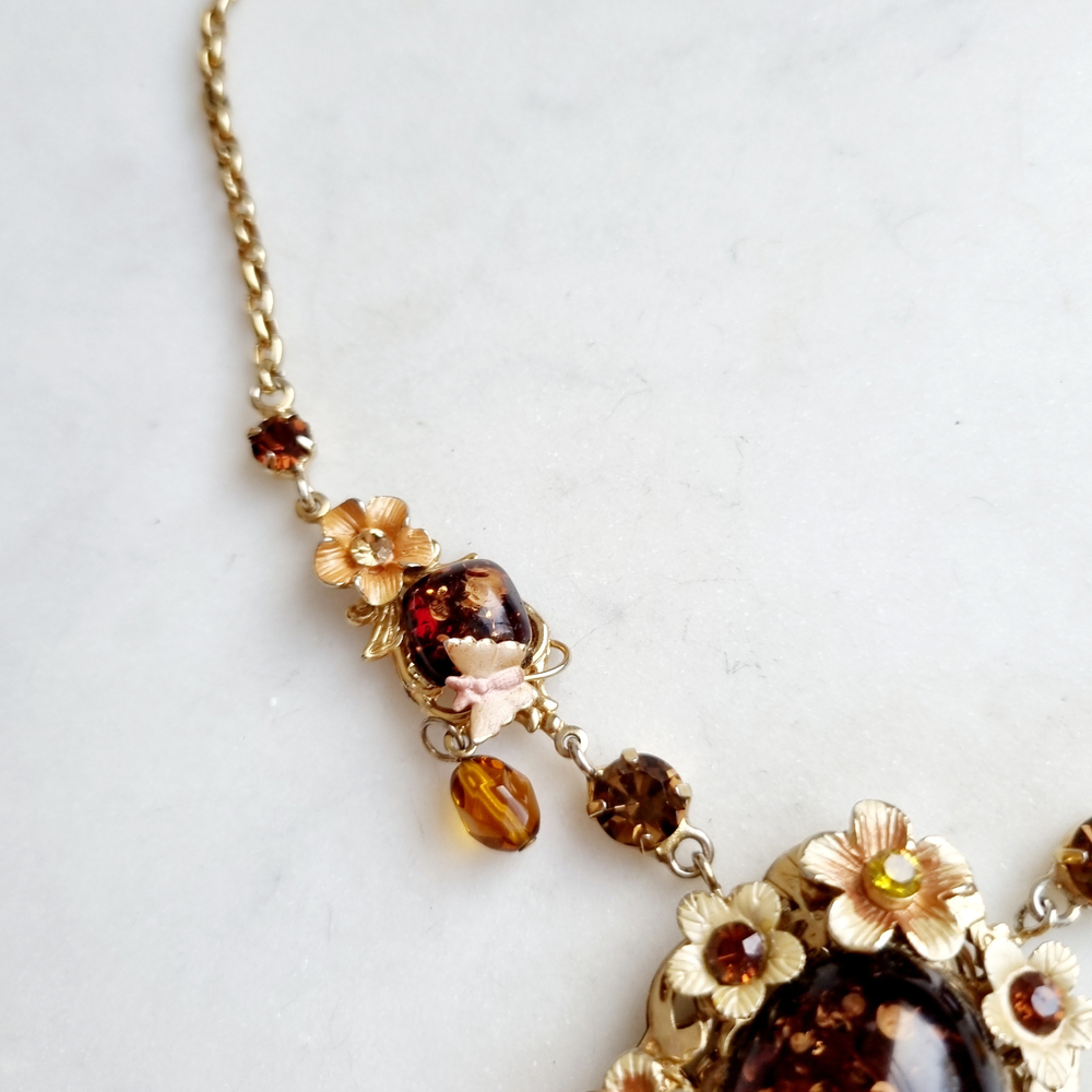 Колье в барочном стиле