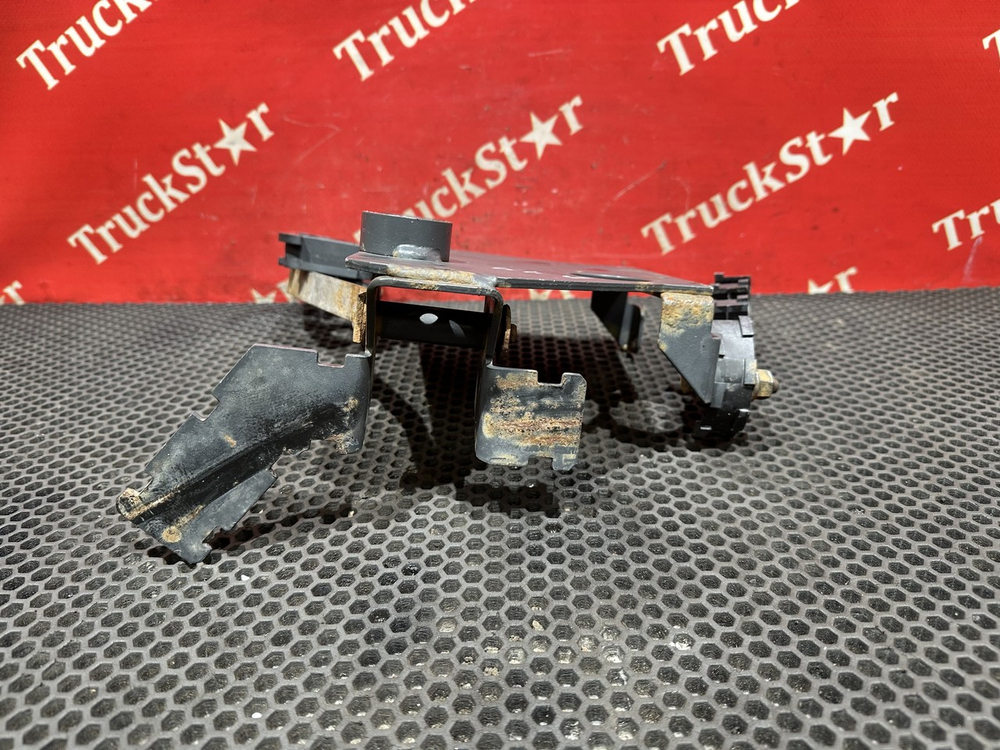 Кронштейн проводки