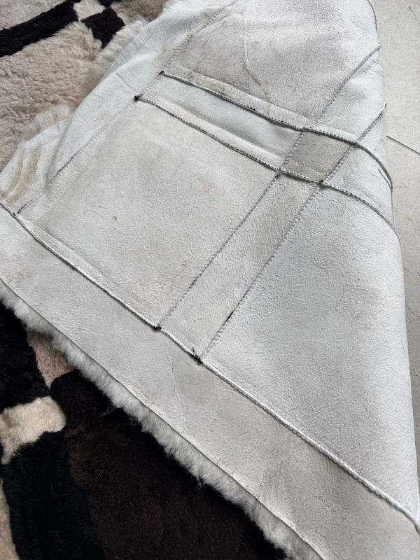 Ковер прямоугольный натуральный мех овчина, 200 х 180 см.