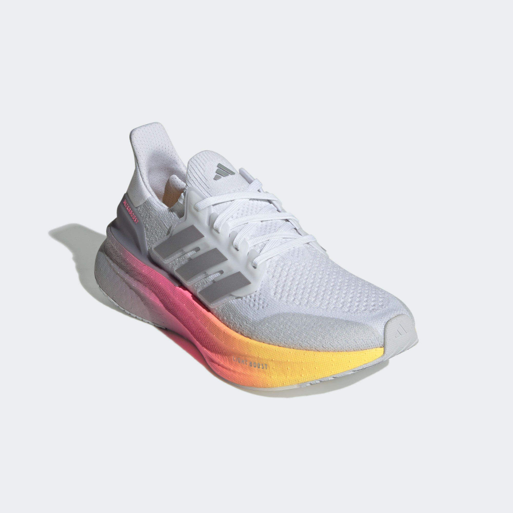Кроссовки adidas Ultraboost 5.0 W