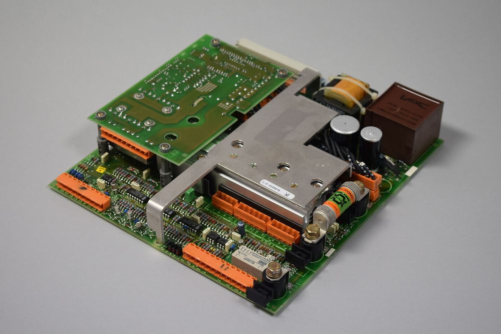 SIEMENS 6SC6100-0GB11
