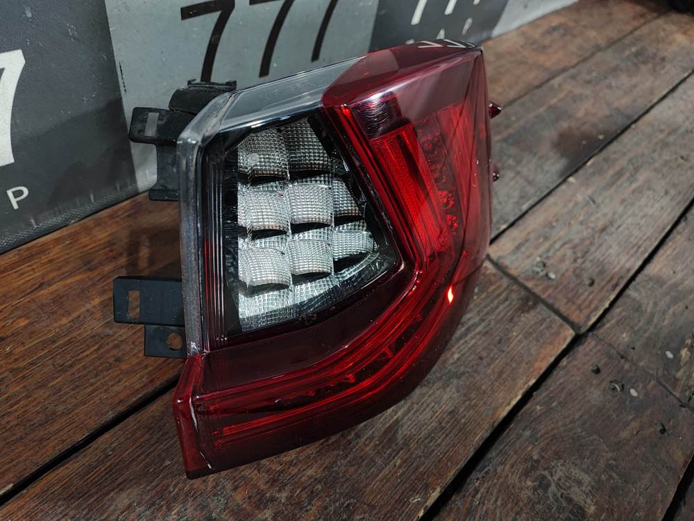 Фонарь зaдний пpавый Lexus RX 4 15-19 Б/У Оригинал 8155148370