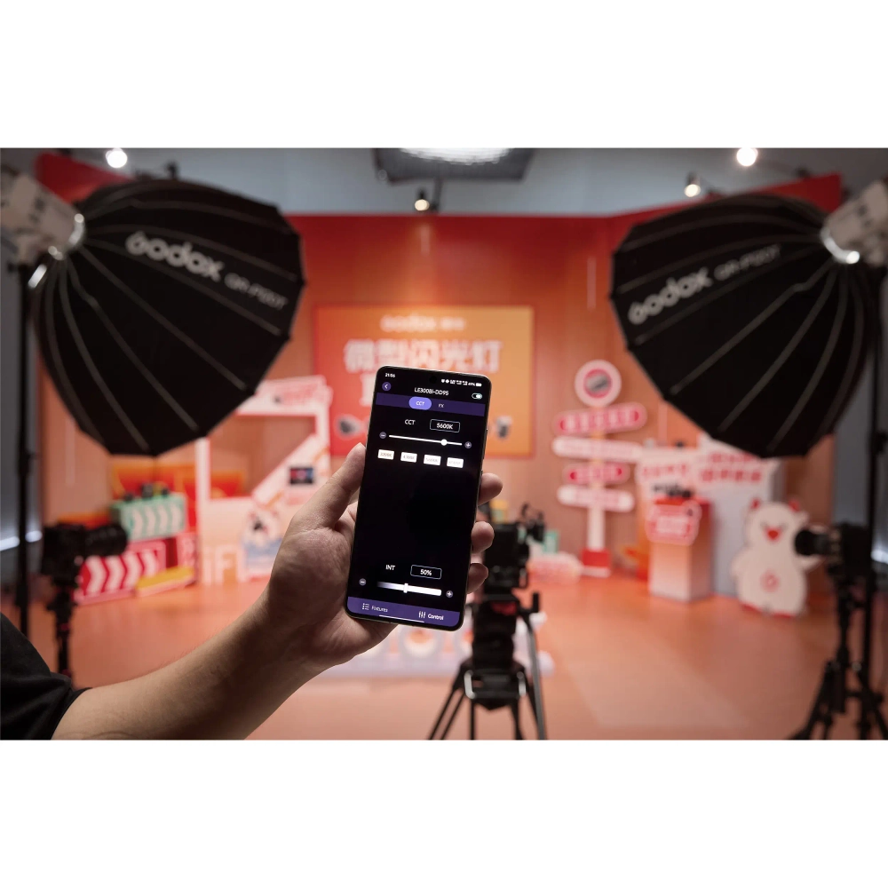 Осветитель светодиодный Godox LITEMONS LE200Bi