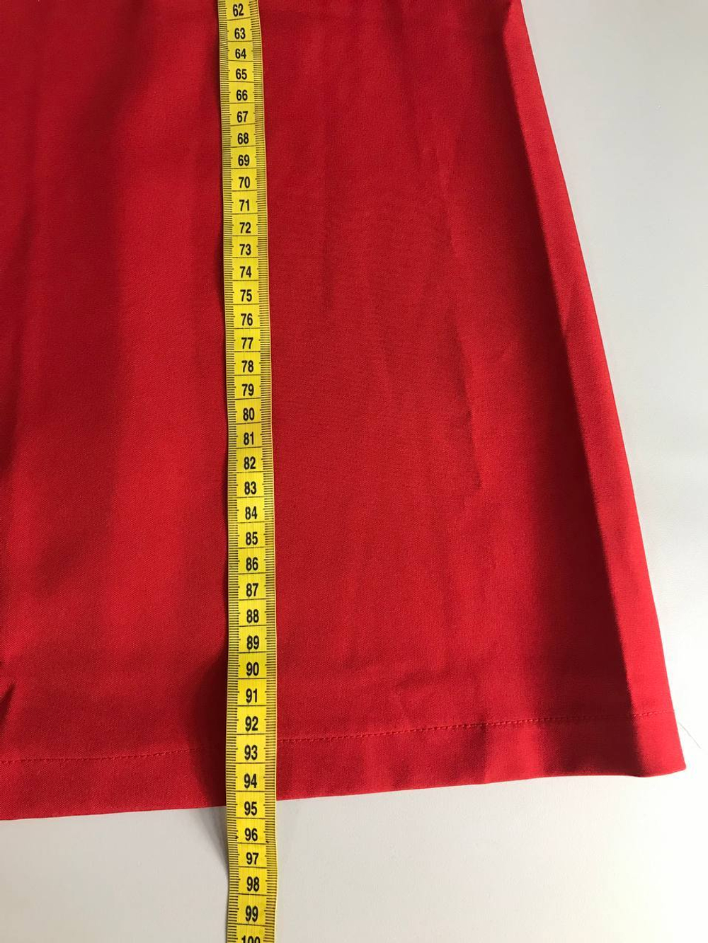 Платье Aziar яркое с вышивкой, визуально на 50 размер, новое