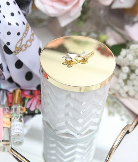 Большая белая свеча "ёлочка" с золотым цветком и платком, Cote Noire