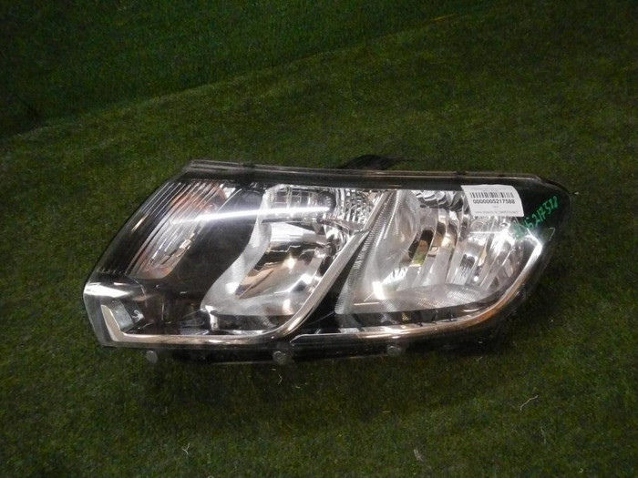 Битая Фара левая Lada Largus 1 (2021-н.в.) галоген