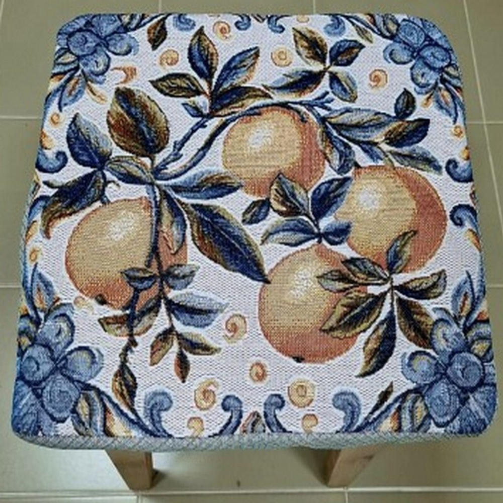 Чехол гобеленовый для табурета "ДВ.", дизайн: 593, размер 32*32см, Россия.