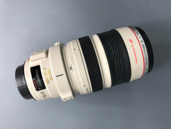 Canon EF 28-300mm 3.5-5.6L IS USM