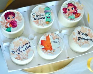 Пирожные с фотопечатью на День знаний