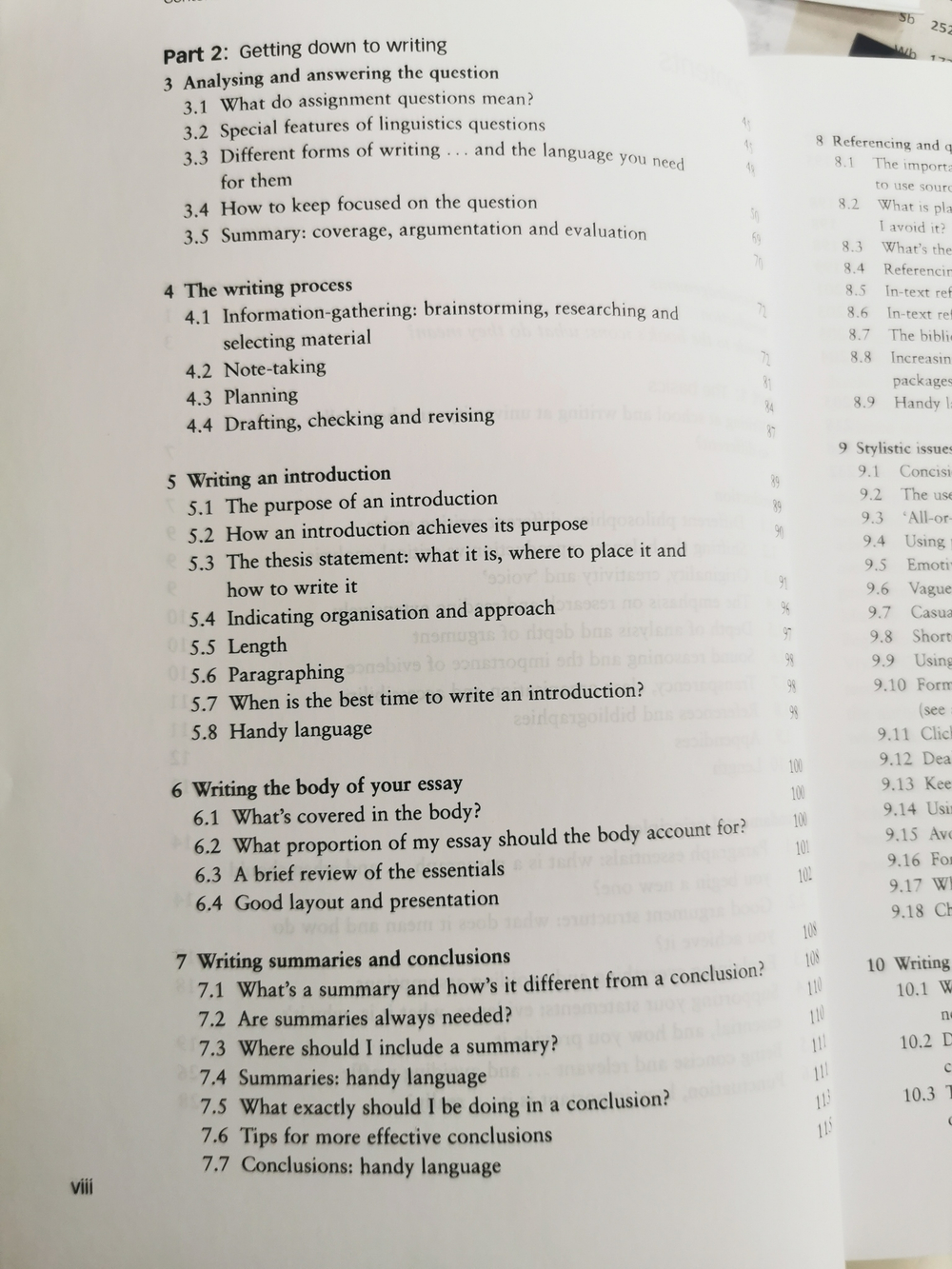 Writing Essays in English Language and Linguistics