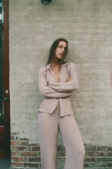 ZARA РУБАШКА-ЛЕТУЧАЯ МЫШЬ ИЗ 100% ВИСКОЗЫ, ОТТЕНКИ ФИОЛЕТОВОГО