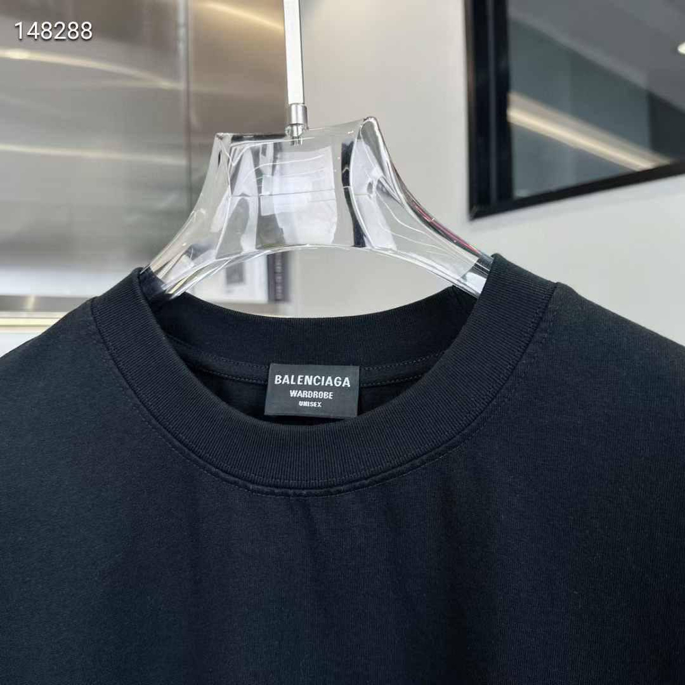 Футболка Balenciaga